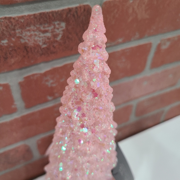 Rachel Zoe pink lighted Christmas tree - Picture 5 of 6
